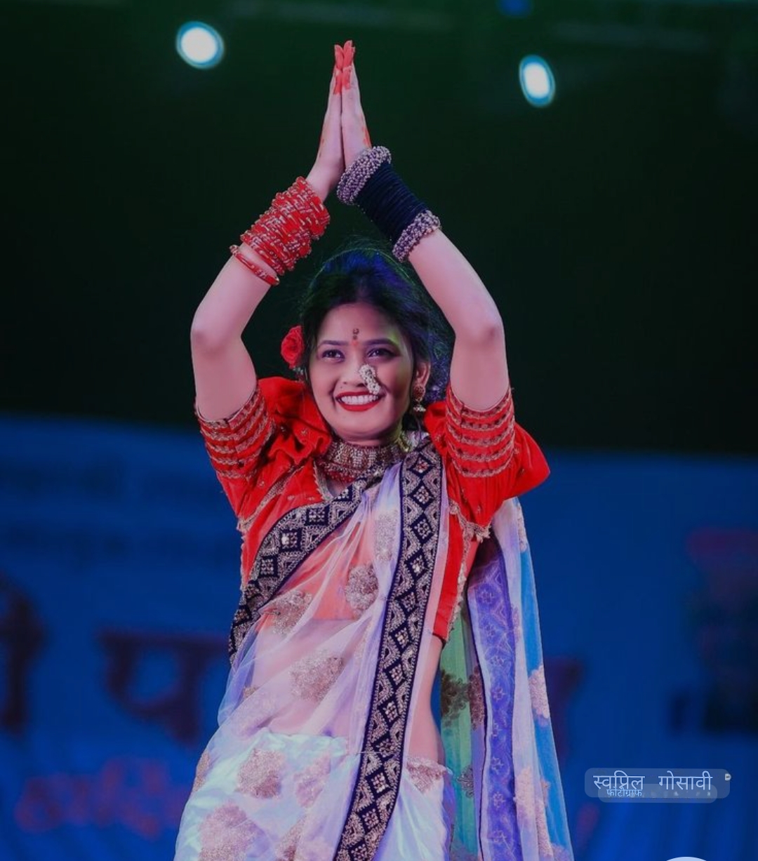 प्रसिद्ध नृत्यांगणा गौतमी पाटील च्या अडचणीत वाढ : अपघाताच्या चौकशीसाठी पोलीस ठाण्यात हजर राहण्याचे आदेश